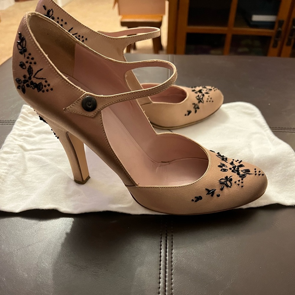 Prada satin embellished pumps - Picture 4 of 9